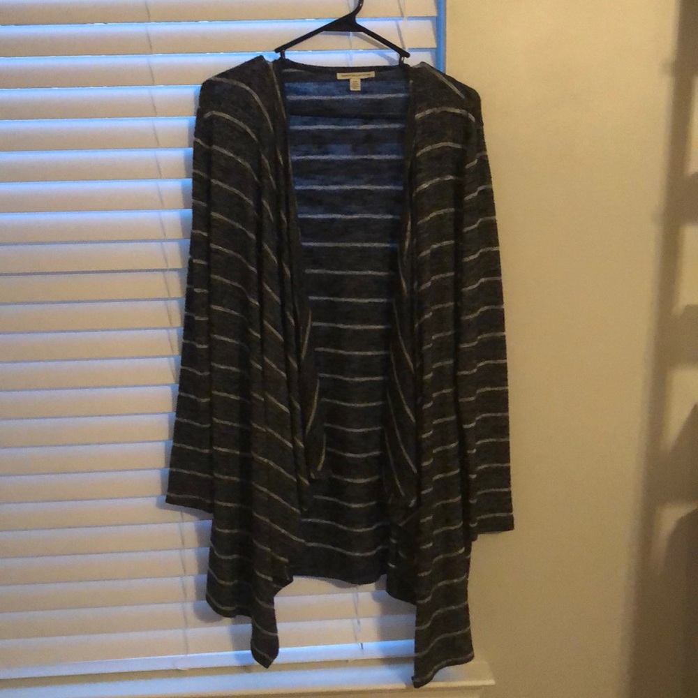 American Eagle Cardigan
